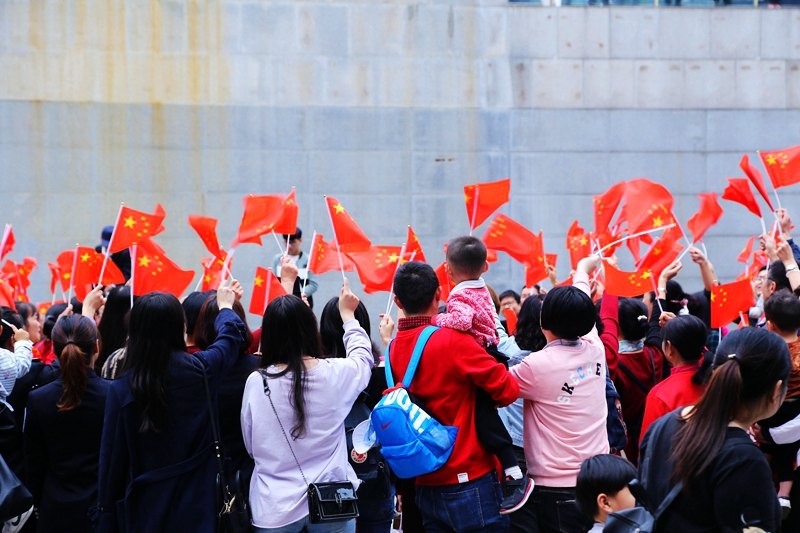 《我想和你唱》收视再夺冠 华晨宇学霸歌迷传递正能量【Jdb电子官网】